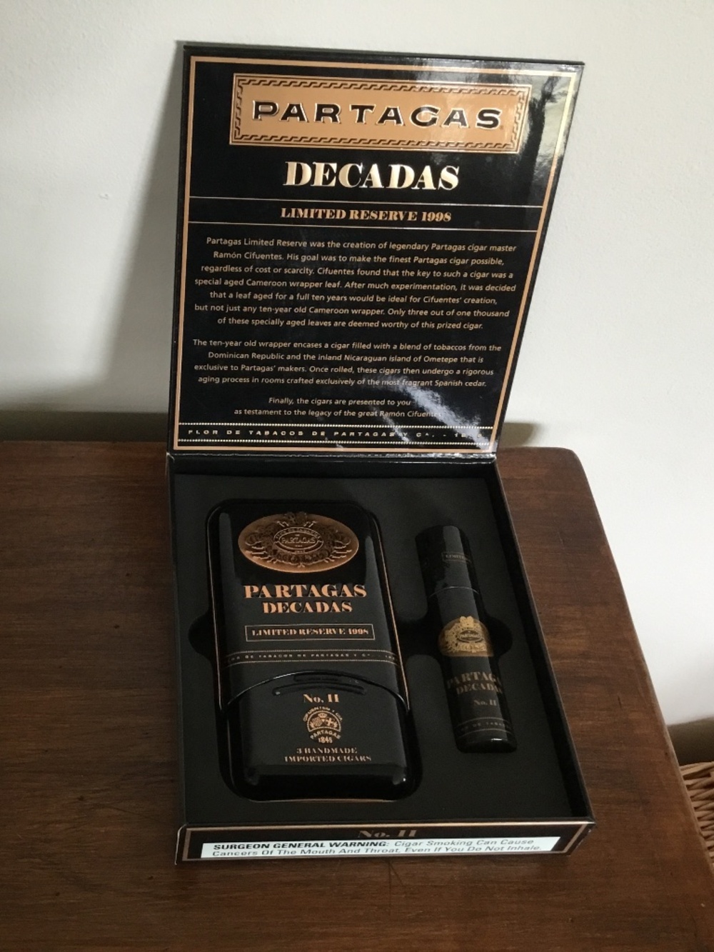 Partagas Decadas 1998 Gift Tin